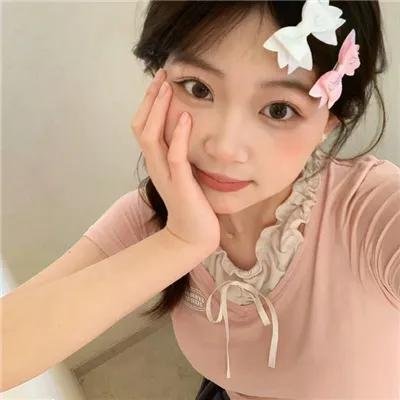 鱼跃在花见